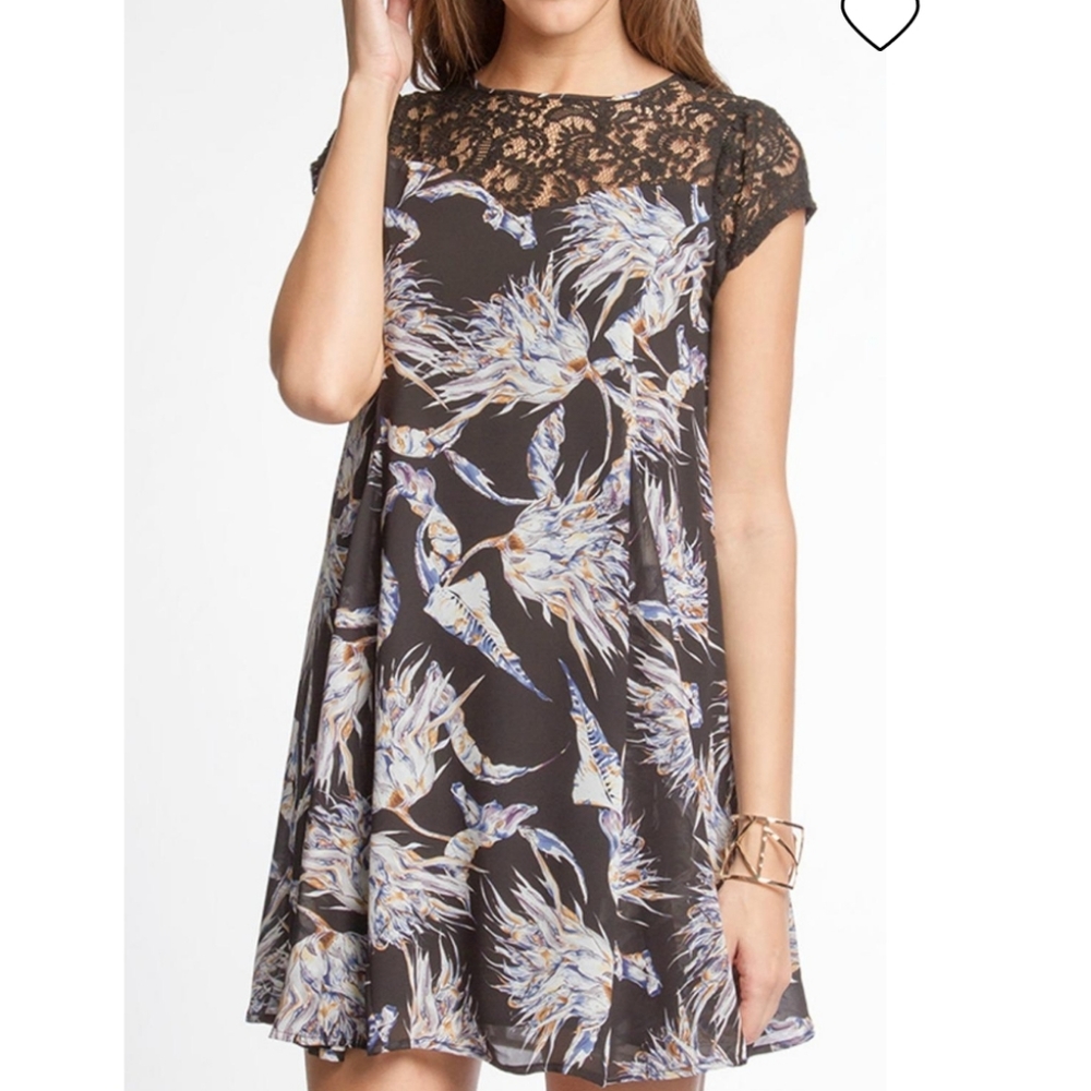 Lace Back Floral Swing Dress